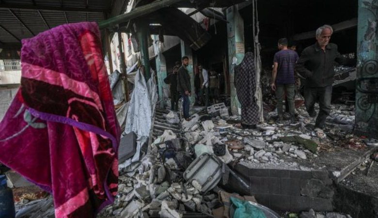 Las autoridades locales informan que los muertos en Gaza han sobrepasado los 54 mil desde el comienzo de la ofensiva israelí.