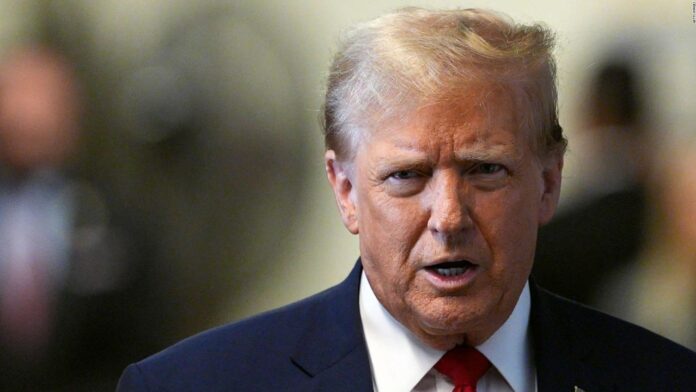 Trump afirma que Putin se ha vuelto «totalmente loco» después del masivo bombardeo en Ucrania.