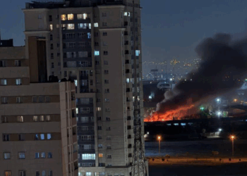 Israel realiza un ataque contra Irán y declara estado de emergencia en su país.