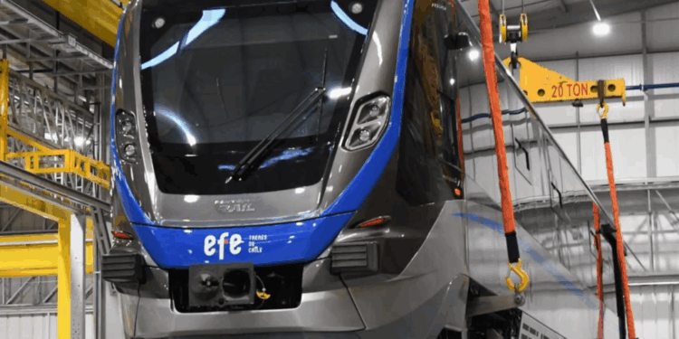 Tercera unidad para actualizar el servicio Talca-Constitución.