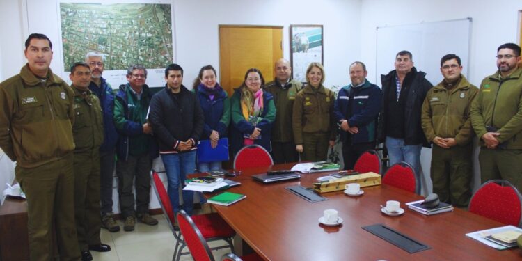 Conaf y Carabineros unen esfuerzos para la fiscalización y prevención de incendios forestales.