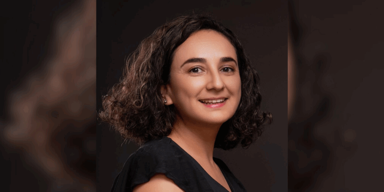 Autonomía genuina: El reto de honrar a nuestros mayores.