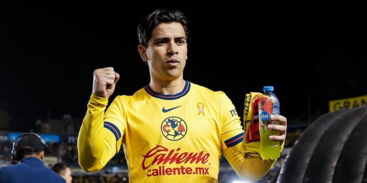 Víctor Dávila podría abandonar el América en un «cambio» por un delantero de Xolos de México.