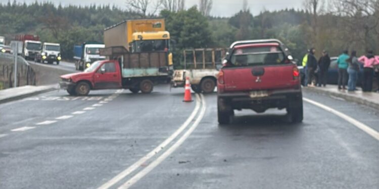 Protestas en Mulchén por falta de suministro eléctrico: Vecinos aseguran que llevan tres días sin luz.
