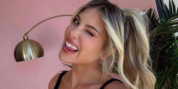 Coté López causa furor en las redes sociales.