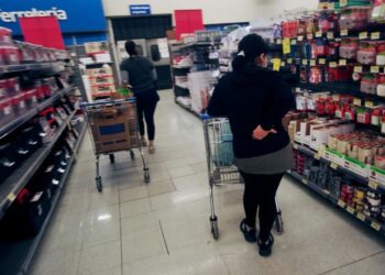 Supermercado destacado en Los Ángeles implementa «Horarios silenciosos» para personas con TEA.