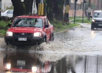 Severe storm in the south leaves affected residents, destroyed homes, and over 300,000 customers without electricity.