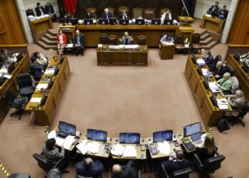 Permisología: El Senado envía la Ley Marco de Autorizaciones Sectoriales a la Cámara para su trámite final.