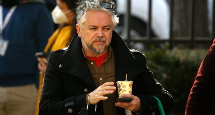 Ofician a la ministra Arredondo para que revoque la designación de Jorge Baradit como director del Parque Cultural de Valparaíso.