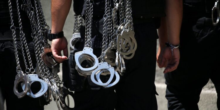 Once integrantes del brazo financiero del «Tren de Aragua» fueron encarcelados en Tarapacá.