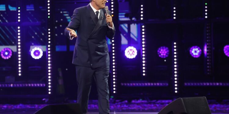 SII se une a la querella interpuesta por Pancho Saavedra contra una extrabajadora con licencia.