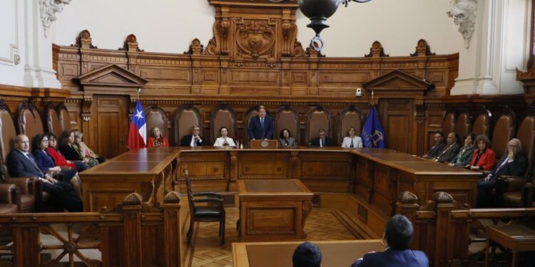 Ministros de la Corte Suprema se realizaron de manera voluntaria un análisis de drogas.