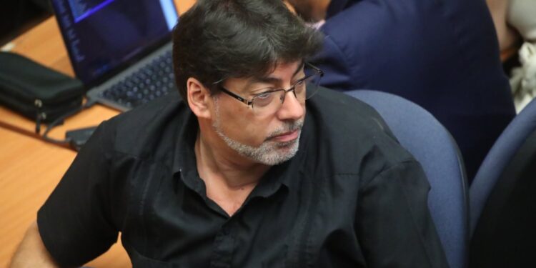 Defensa de Daniel Jadue pide audiencia para abordar el levantamiento de su arresto domiciliario.