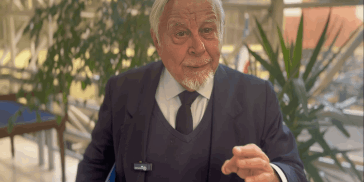 Posible desajuste en la caja naranja del Cobra.