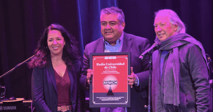 Premio Radio Fundamental a la Música Chilena