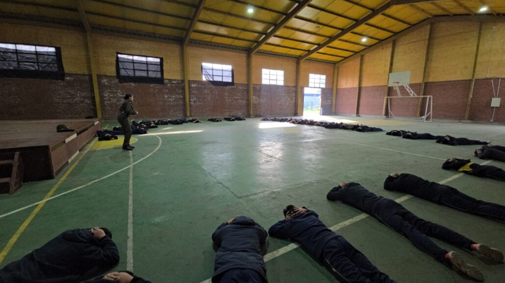 Carabineros intensifica la labor preventiva en escuelas de Los Ángeles ante delitos ocurridos.