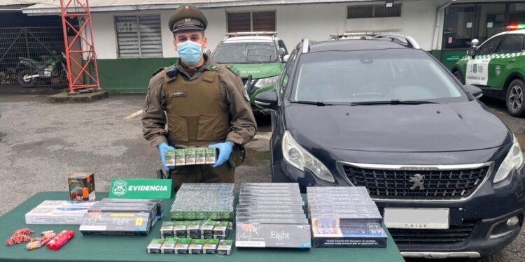 Un hombre fue sorprendido en el Hospital de Laja con especies de contrabando y vendiendo fuegos artificiales.