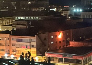 Encuentran cadáver en un departamento afectado por un incendio en Valparaíso.