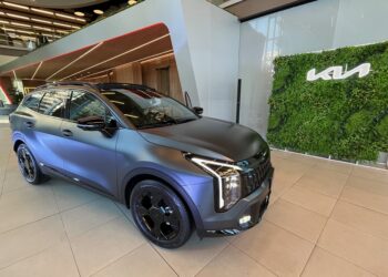 Kia Sportage se actualiza: nuevo look, mejor equipamiento y actitud más off-road.
