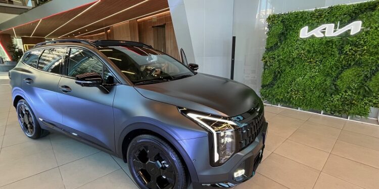 Kia Sportage se actualiza: nuevo look, mejor equipamiento y actitud más off-road.