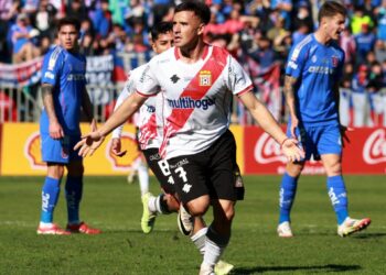 Curicó sorprendió a la U y dejó en jaque al campeón de la Copa Chile.