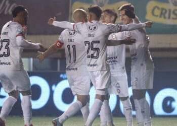 U. La Calera vence por la mínima a D. Limache y se eleva a zona de clasificación para la Copa Sudamericana.
