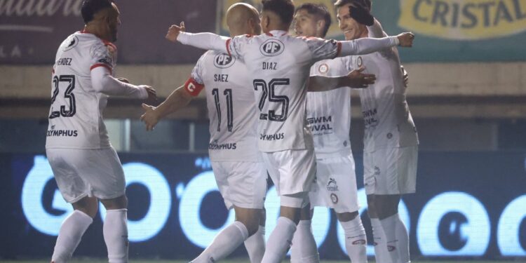 U. La Calera vence por la mínima a D. Limache y se eleva a zona de clasificación para la Copa Sudamericana.