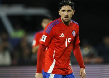 El entrenador de Vélez Sarsfield da la bienvenida a Diego Valdés y lo describe como un «jugador notable».