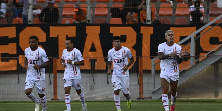 San Felipe venció a Concepción y caldeó la pelea en la parte baja del Ascenso.