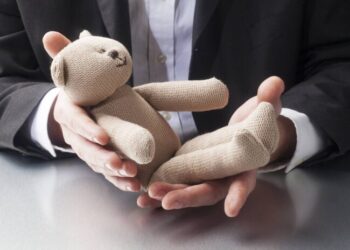 Permisos parentales: Una deuda que tenemos con la corresponsabilidad.