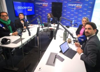 Alcaldes y el BRICS: Lo que dejó el reciente debate entre los candidatos presidenciales del Oficialismo.