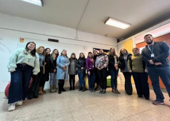 Recoleta impulsa medidas para prevenir el suicidio en los colegios.