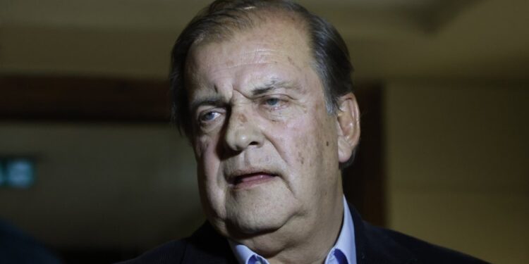 Presidente de TVN responde a Matthei: «La aversión de la derecha hacia lo público no es algo nuevo»