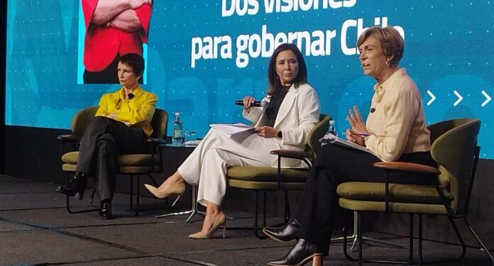 Nuevo enfrentamiento entre Tohá y Matthei: Ahora discuten sobre el «punto de no retorno» en el país.