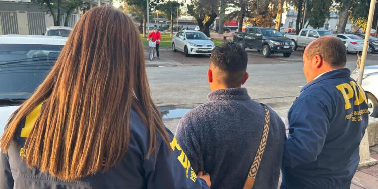 Capturan en Talca y Linares a extranjeros con órdenes de arresto activas.