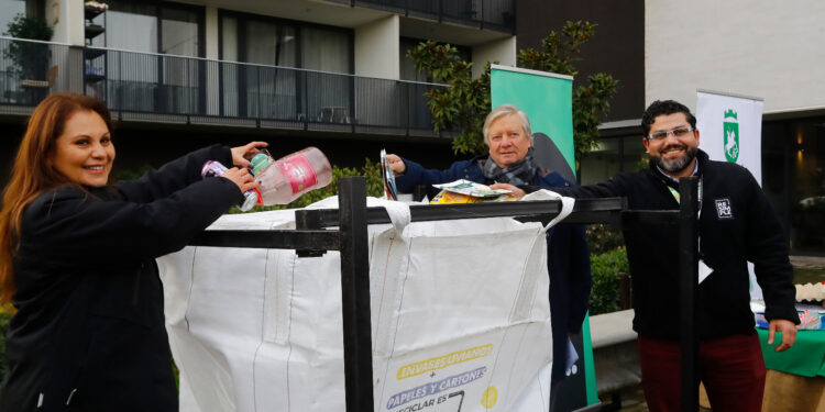 Curicó impulsa el reciclaje: edificios se incorporan al sistema ReSimple.
