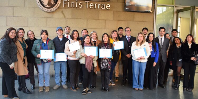 Impulsa Vichuquén culmina con éxito su proyecto de Clínica Jurídica para emprendedores.