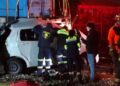 Tragedia en Curicó: tren choca con auto y deja a tres personas fallecidas.