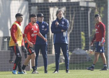 Chile viaja a Bolivia en busca de «un milagro en las alturas»