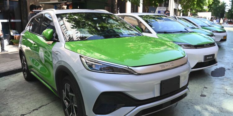 Cierre exitoso de Mi Taxi Eléctrico en la RM.