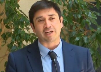 CDE interpone querella contra el diputado Miguel Ángel Calisto por posible fraude al fisco.