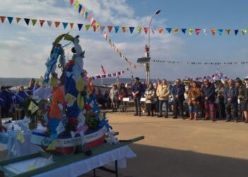 Una auténtica celebración tuvo lugar en Caleta Pichicuy: La festividad de San Pedro estuvo repleta de bailes y un homenaje a los desaparecidos de Lancha Bruma.