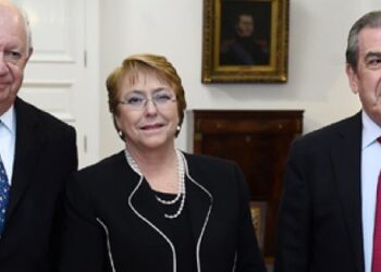 Exmandatarios son llamados a debate para eliminar las rentas vitalicias.