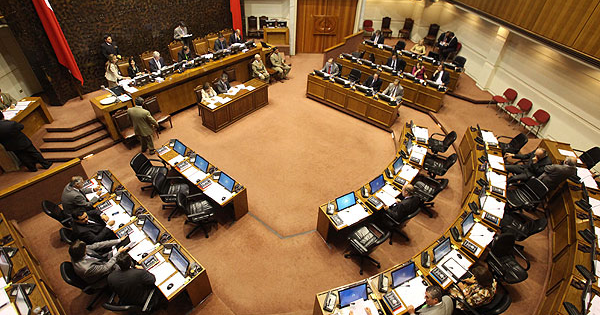 Sueldo mínimo alcanzará los $539.000 en 2026 tras aprobación del Congreso.