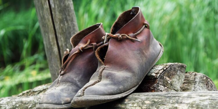 Inauguran curso de fabricación de calzado tradicional escandinavo.