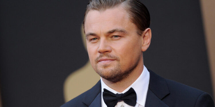Leonardo DiCaprio adquiere una isla chilena para fomentar un parque nacional y salvaguardar la biodiversidad.