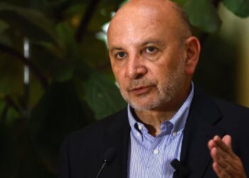 El senador Castro destacó que Jeannette Jara no suspendió su militancia en el PC: «Fue una decisión muy positiva».