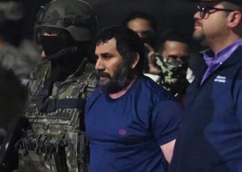 Motivos por los cuales EE.UU. solicitó la entrega de Adolfo «Fito» Macías y su posible estatus como el primer criminal extraditado desde Ecuador.