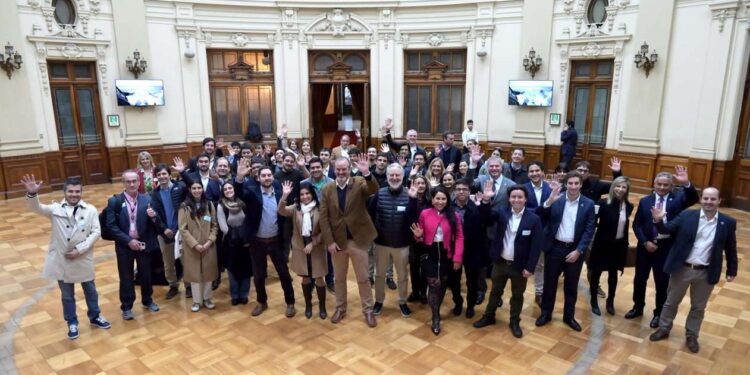 Convocatoria de Corfo: «Escalamiento Intermediado»