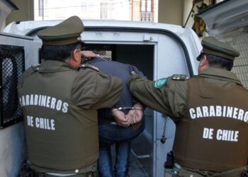 Sentencian a 20 años de prisión a boliviano por femicidio en Linares: golpeó a su pareja en la cabeza con un mazo.